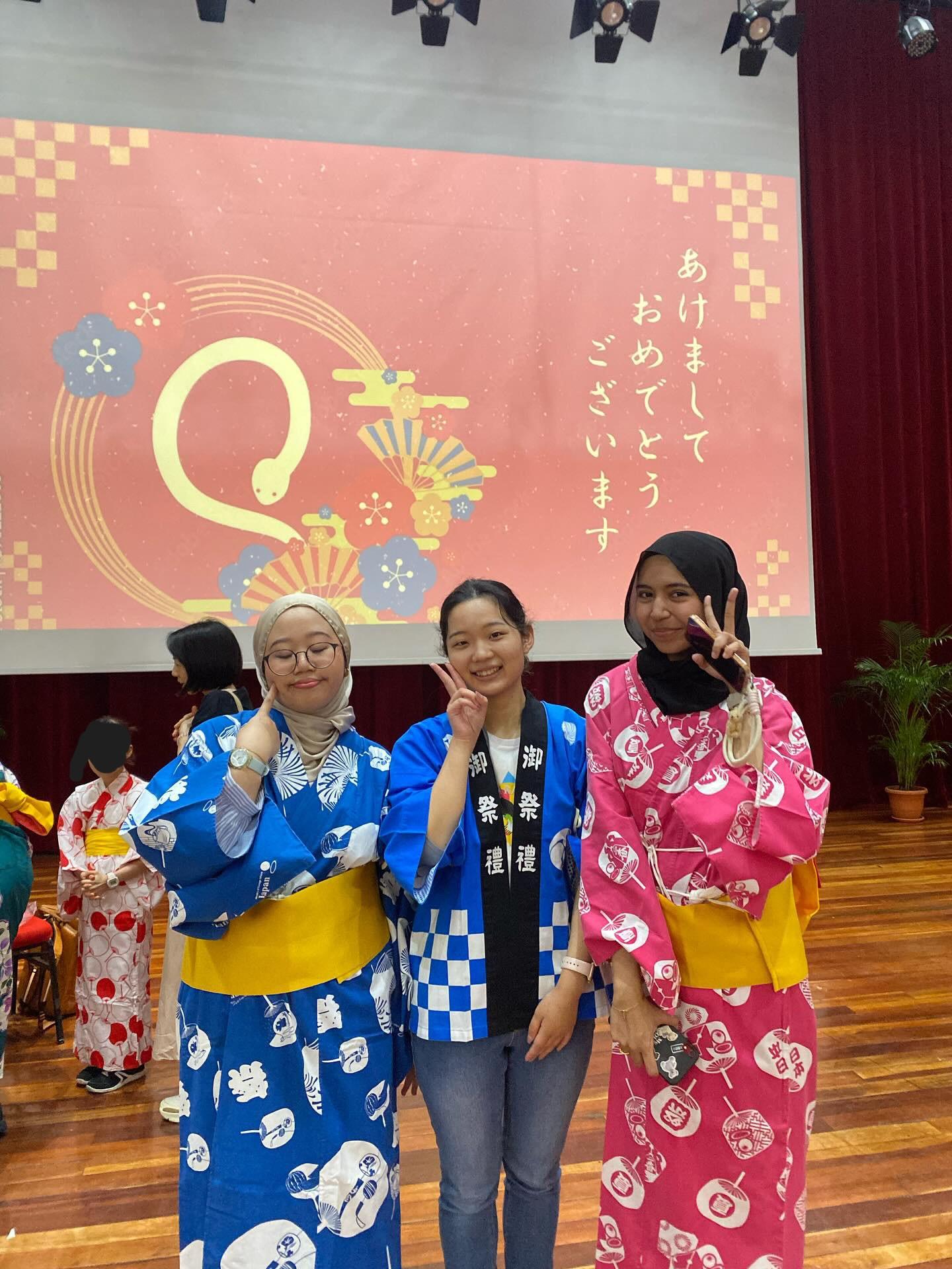 >国際コミュニケーション学部 2年 S.M