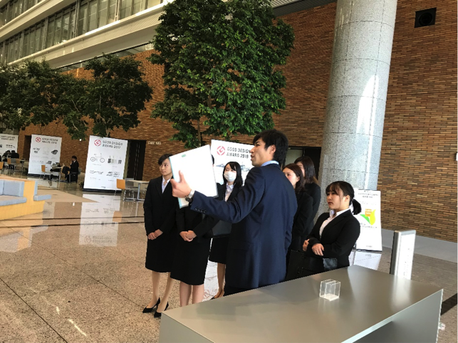 国際ビジネス課程の学生が株式会社カインズの本社を訪問