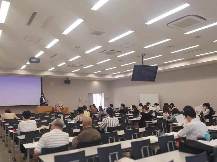 令和5年度群馬県立女子大学国語国文学会大会 当日の様子1