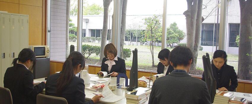 日本文学専攻