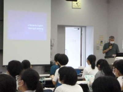 文学部英米文化学科模擬授業