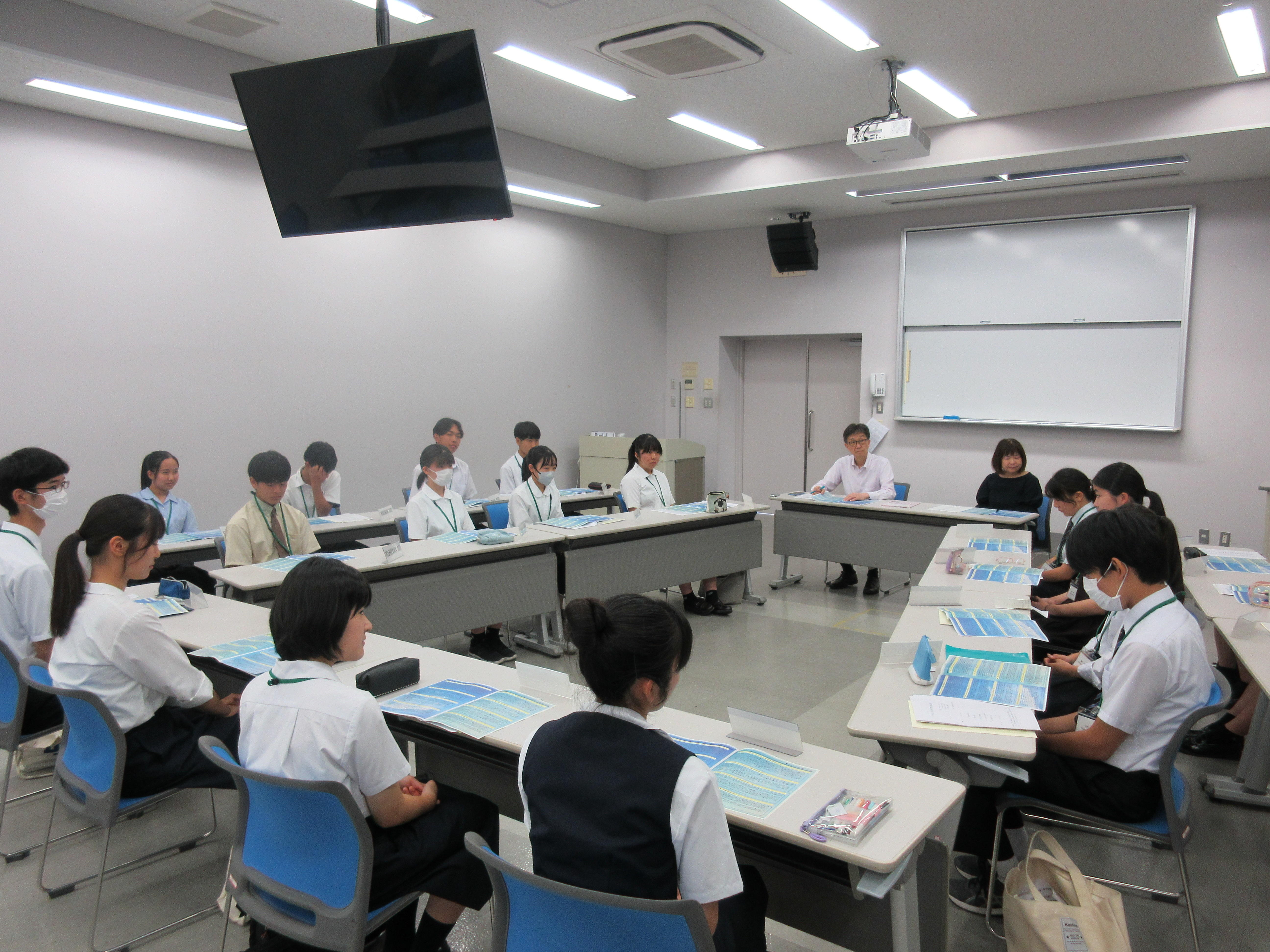 塾長との懇談の様子
