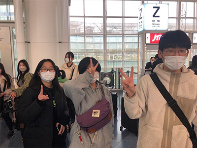 (1)羽田空港に着きました!