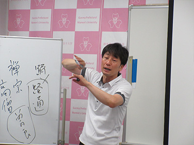 『奥の細道』の成立経緯 国文学科 二村 博先生