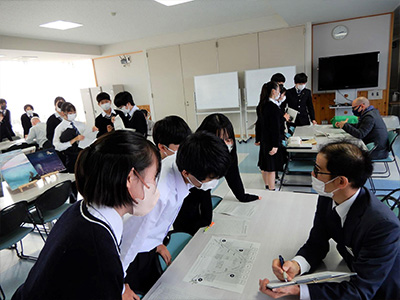 中央中等教育学校